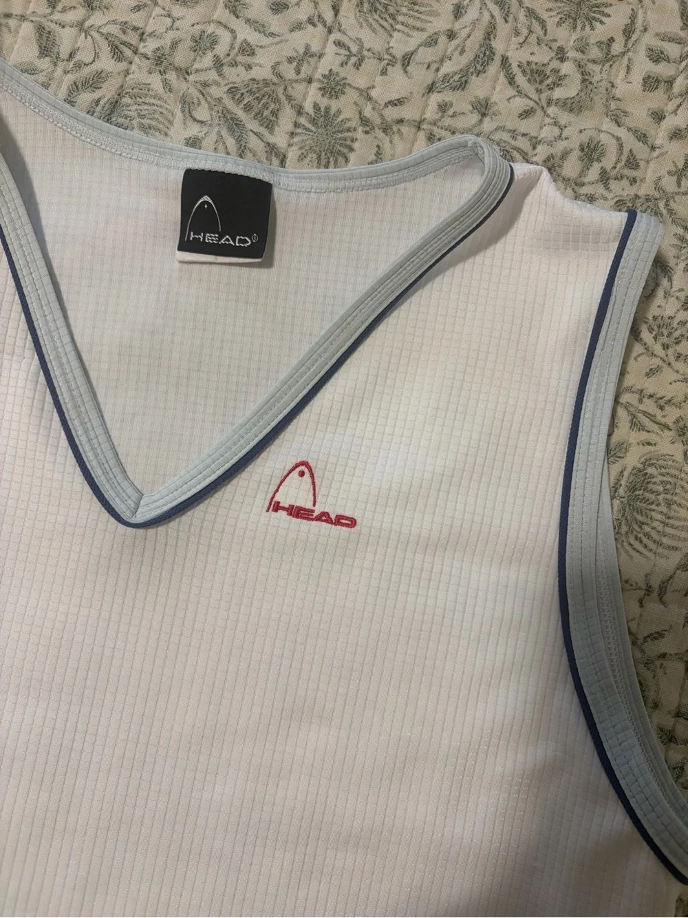 HEAD women’s tennis tank with blue trim